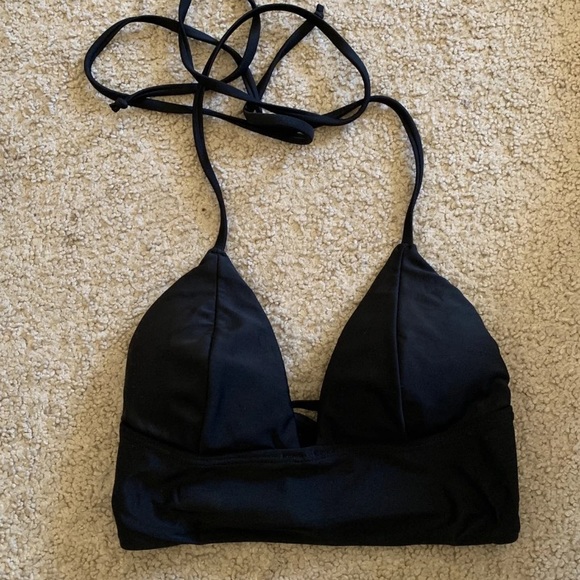 Halter black bikini set - Picture 2 of 4